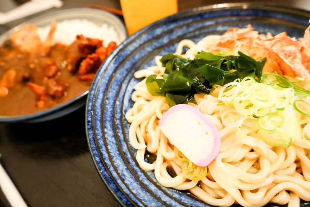 蒲郡グルメの蒲郡うどん 得盛の得盛オリジナルカレーライスセット