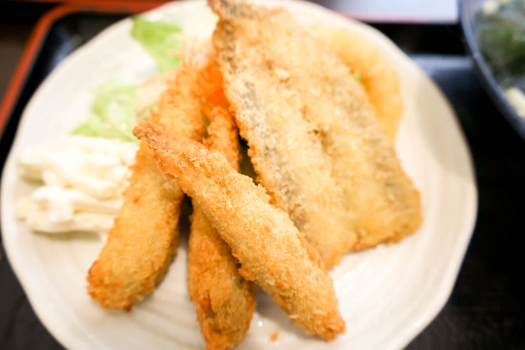 蒲郡グルメの蒲郡うどん得盛ガマゴオリうどん定食